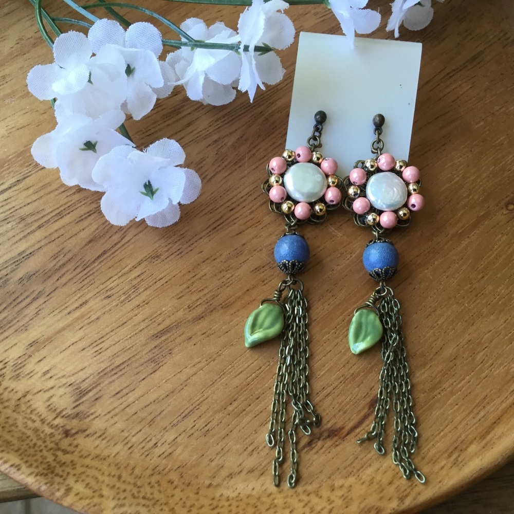 Flower and leaf earrings